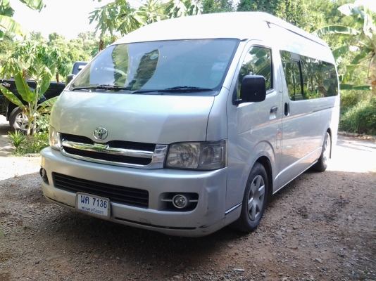 Toyota commuter เครื่อง2j เกียร์ออโต้Ngv 2ถังใหญ่ กระจกไฟฟ้า พร้อมใช้