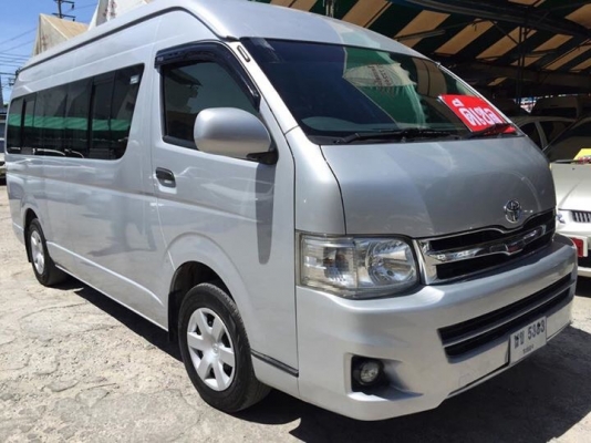 TOYOTA COMMUTER 2.5 ดีเซล12 เกียMT