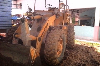 **335,000 บ.ต่อรอง/// รถตัก ล้อยาง เอวแข็ง JH30 **ขาย KOMATSU JH30B รถตักล้อยาง เอวแข็ง KOMATSU WHEEL LOADER JH30B เครื่องเดิม ปั้มเดิม แขนและบุ้งกี๋เดิมๆ ยังไม่ขยาย เครื่องDA220-4สูบ แน่นดี แรงครับ ปั้มดี แรง เกียร์ดี แรง แขนดี สวย ไม่มีร้าว บุ้งกี๋ดี หน