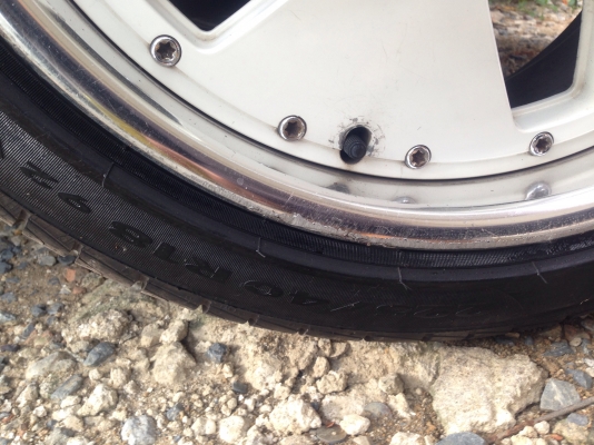 ขายล้อแมคพร้อมยางpilleri 225/40/18 ยางปี2012