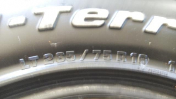 ขายยาง bf al 265/75/16 สภาพดีครับ