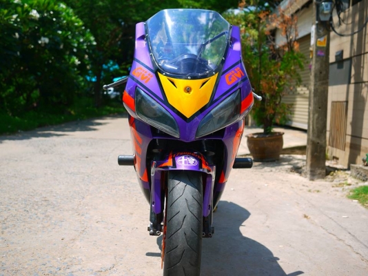 ขาย cbr92 ตัวคาร์บูไฟฟ้า พร้อมทะเบียนแท้ แฟริ่ง Rc212 สีสดๆ ท่อสูตรลั่นๆ กันล้ม เครื่องดีมาก