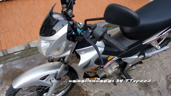 ขาย Sonic 125 ไมล์ขาวสภาพสวยปิ๊ง จดปี 47 เล่มครบ ขาย Sonic 125 ไมล์ขาวสภาพสวยปิ๊ง จดปี 47 เล่มครบ