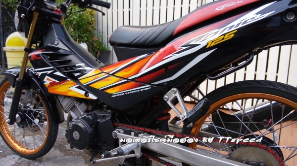 ขาย Sonic 125 ตัวสุดท้ายจดปี 52 แต่สวยพร้อมโอน ขาย Sonic 125 ตัวสุดท้ายจดปี 52 แต่สวยพร้อมโอน