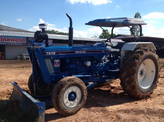 รถไถ7810 6สูบ เพลาเดียวพร้อมผาน3กับดันหน้าเช๊คใหม่หมด ราคาเบาๆ