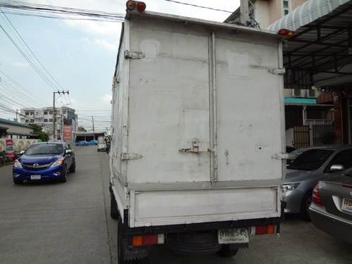 ขาย TOYOTA HIACE 4ล้อบรรทุกสูง ไม่ติดเวลา