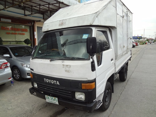 ขาย TOYOTA HIACE 4ล้อบรรทุกสูง ไม่ติดเวลา