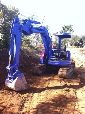 รถขุด KOMATSU PC50 UU-2 มีใบดันหน้า มีเอกสารอินวอยล์.