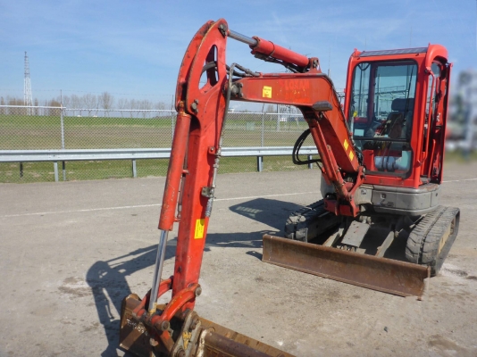 รถแบคโฮ 2007 KOMATSU PC35MR-2 Mini Excavator สภาพดีพร้อมใช้งาน เอกสารพร้อม สนใจติดต่อ 081-981-9339 (คุณบุ๋ม)