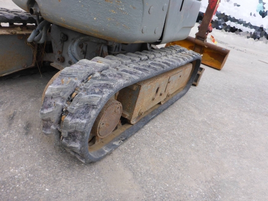 รถแบคโฮ 2003 YANMAR B08-3 Micro Excavator สภาพดีพร้อมใช้งาน เอกสารพร้อม สนใจติดต่อ 081-981-9339 (คุณบุ๋ม)