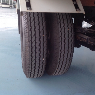 ขาย 6 ล้อ NKR 130 แรง  ปี51