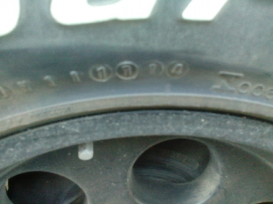 ขายล้อพร้อมยาง bf 265/75/16