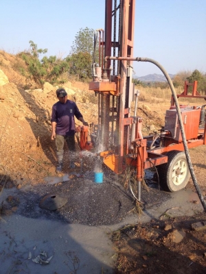 ขายรถเจาะบ่อบาดาล ไฮดรอลิก