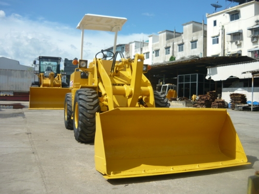 รถตักล้อยาง ขนาดครึ่งคิว Komatsu WA30 รถเก่านอกนำเข้าจากญีปุ่น พร้อมใช้งาน