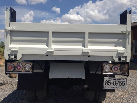 หกล้อดั้ม KL300 150 แรงม้าเอกสารพร้อมโอนค่ะ