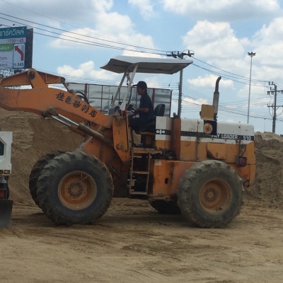 Komatsu Pay Loader 510 สวยเต็มพร้อมใช้ (ราคาโทรคุยกันครับ)