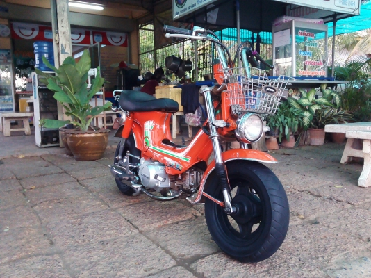 ขายชาลี ล้อโต เครื่องไลฟาน125 สตาร์ทมือ/เท้าได้ ระบบไฟเลี้ยวใช้ได้ทุกจุด เอกสารอินวอย+ใบซื้อขายจากทางร้าน ค่าตัว 13500 บาท