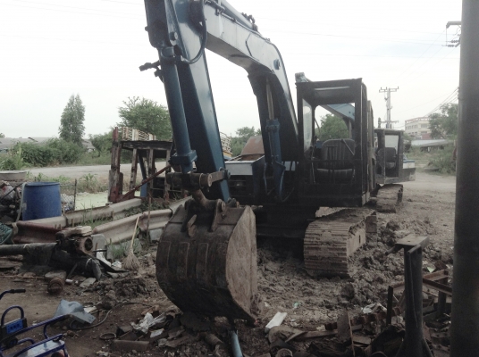 ขาย KOMATSU 10HT สภาพสวยพร้อมใช้งาน เครื่องดีช่วงล่างดี ใบเเทร็กครบ ราคาต่อรองได้