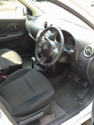 ขาย มาร์ช ปี2011 เกียร์ออโต้ ปุ่มสตาร์ท 219,000