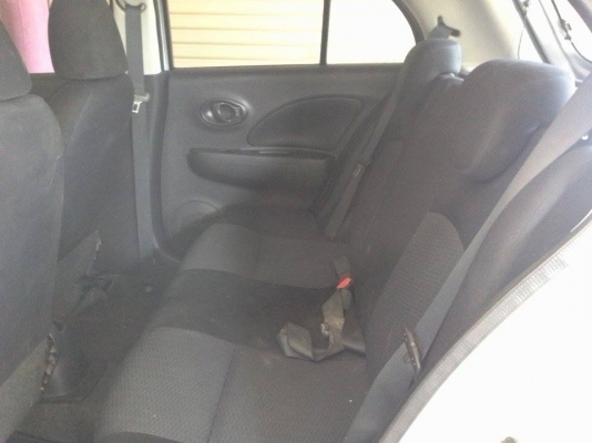 ขาย มาร์ช ปี2011 เกียร์ออโต้ ปุ่มสตาร์ท 219,000