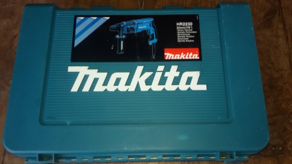 ขายสว่าน MAKITA HR2230