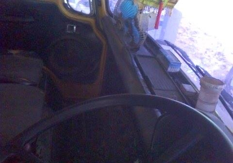 **445,000 บ.ต่อรอง/// 6ล้อดั้ม HINO KR 150แรง **ขาย HINO KR 150HP 6ล้อใหญ่ ดั้มดิน6ตัน HINO KR300 EH100-150แรง เครื่องเดิม เกียร์ เดิม เครื่องเดิม 6สูบ แน่นดี แรงดี เกียร์ดี ไม่มีหลุดครับ ช่วงล่างใหญ่ คัสซีสวยๆ ครับ ไม่มีปะ กระบะดั้มเหล็ก6ตัน 3.80ม.ยิงหน้