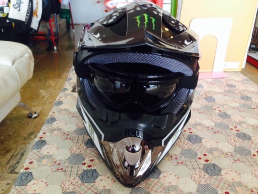 หมวกกันน็อค จัดโปรโมชั่นต้อนรับหน้าฝน ลดราคาพิเศษ1800 ลดเหลือ 1150 บาท 5 ใบเท่านั้น ชุดเกราะ  มีกระดองเต่า M L XL XXL ราคา เพียง 800 เสื้อวิบาก อีกมากมาย 600 รับ เสื้อวิบาก อีกมากมาย 600 รับ บัตร เครดิต บัตร เครดิตเสื้อวิบาก ชุดเกราะ มีกระดองเต่า ราคา เพี