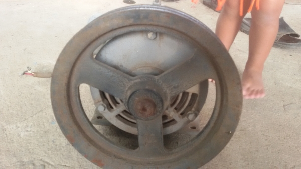 ขายมอเตอร์ปั๊มลมถอดจากIWATAไฟ380โวล3เฟสHITACHI