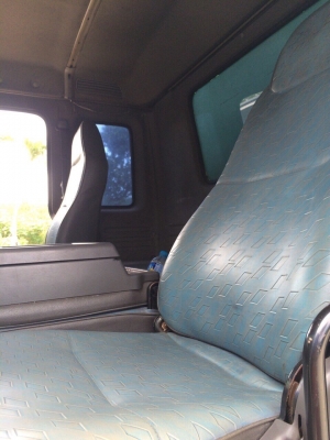 ขายหกล้อ ISUZU เด้กก้า ตู้บรรทุก 10 บาน ขายหกล้อ ISUZU เด้กก้า ตู้บรรทุก 10 บาน