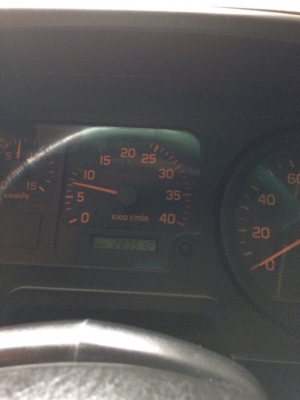 ขายหกล้อ ISUZU เด้กก้า ตู้บรรทุก 10 บาน ขายหกล้อ ISUZU เด้กก้า ตู้บรรทุก 10 บาน