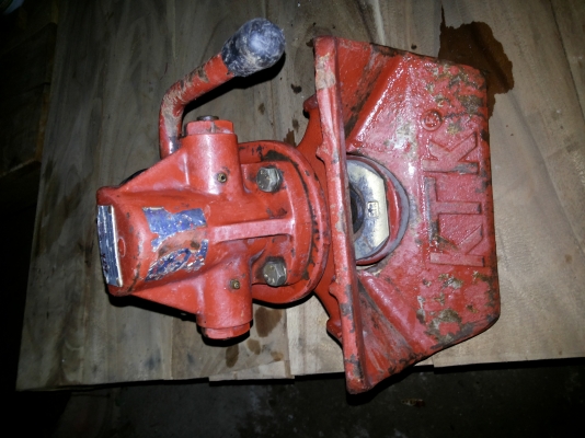 ขายครับ..สภาพเหมือนใหม่ สลักใหญ่ล็อก 2ชั้น KTK