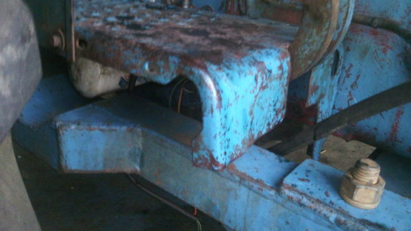 ขายรถไถFORD รุ่น6600T3 ท้าย6610 ระบบเกียชิลโคเมท  หน้า8หลัง4ใช้งานดีปกติมีใบแจ้งจำหน่าย