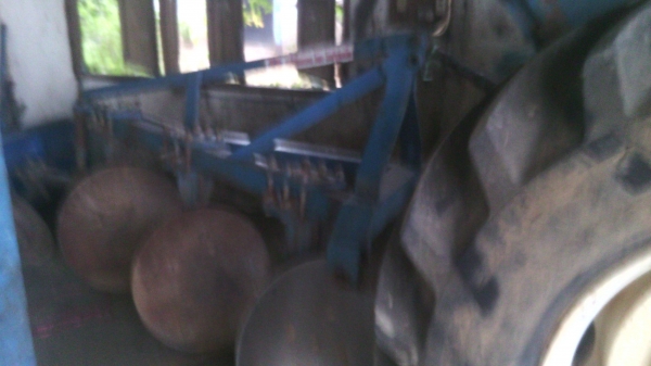 ขายรถไถFORD รุ่น6600T3 ท้าย6610 ระบบเกียชิลโคเมท  หน้า8หลัง4ใช้งานดีปกติมีใบแจ้งจำหน่าย