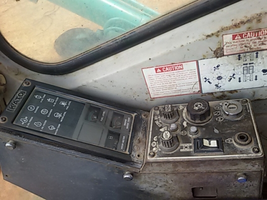 ขายแบ็คโฮ KATO HD700 (ขนาด200)