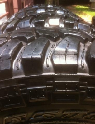 ยาง Mud Deestone 265 75 16 ปลายปี13 ดอกเพียบ ไม่เคยลุย ไม่ปะไม่บวม เนื้อนิ่มๆ สภาพน้องๆป้ายแดง ยาง Mud Deestone 265 75 16 ปลายปี13 ดอกเพียบ ไม่เคยลุย ไม่ปะไม่บวม เนื้อนิ่มๆ สภาพน้องๆป้ายแดง