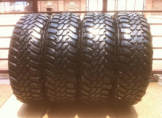 ยาง Mud Deestone 265 75 16 ปลายปี13 ดอกเพียบ ไม่เคยลุย ไม่ปะไม่บวม เนื้อนิ่มๆ สภาพน้องๆป้ายแดง ยาง Mud Deestone 265 75 16 ปลายปี13 ดอกเพียบ ไม่เคยลุย ไม่ปะไม่บวม เนื้อนิ่มๆ สภาพน้องๆป้ายแดง