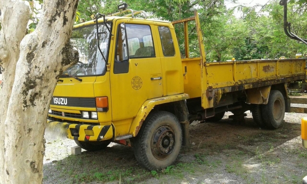 รถอีซูซุ 6 ล้อ FTR 165 แรงม้า. สนใจติดต่อ 081 - 6079515 รถอีซูซุ 6 ล้อ FTR 165 แรงม้า. สนใจติดต่อ 081 - 6079515