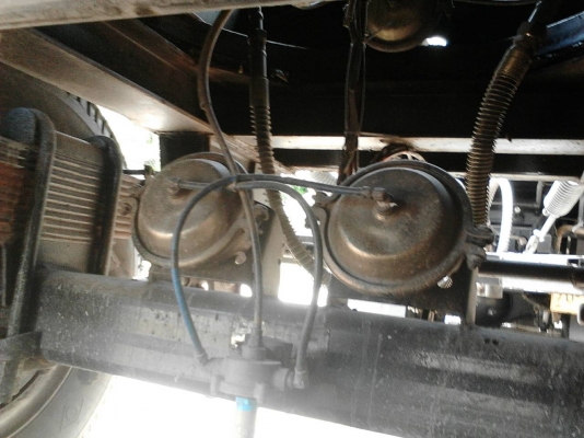 ขายหางพ่วง สามมิต 3 เพลา. ปี 54. ( * หางสวย. ) สนใจติดต่อ 081 - 6079515 ขายหางพ่วง สามมิต 3 เพลา. ปี 54. ( * หางสวย. ) สนใจติดต่อ 081 - 6079515