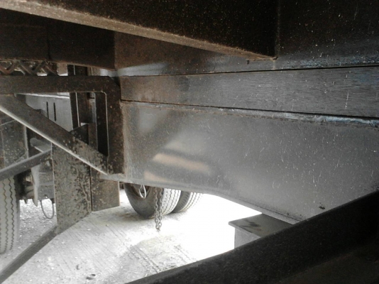 ขายหางพ่วง สามมิต 3 เพลา. ปี 54. ( * หางสวย. ) สนใจติดต่อ 081 - 6079515 ขายหางพ่วง สามมิต 3 เพลา. ปี 54. ( * หางสวย. ) สนใจติดต่อ 081 - 6079515