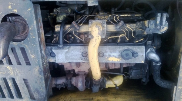 รถแบคโฮ KOMATSU  PC - 200 - 5     สนใจติดต่อ  081 - 6079515