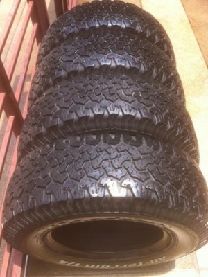 ยาง BF goodrich 265 70 16 ดอกเยอะสภาพดี พร้อมใช้งาน ยาง BF goodrich 265 70 16 ดอกเยอะสภาพดี พร้อมใช้งาน