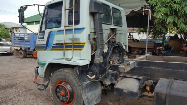 ร็อกกี้ 195 นางฟ้าแท้ ร็อกกี้ 195 นางฟ้าแท้