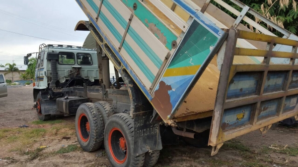 ร็อกกี้ 195 นางฟ้าแท้ ร็อกกี้ 195 นางฟ้าแท้