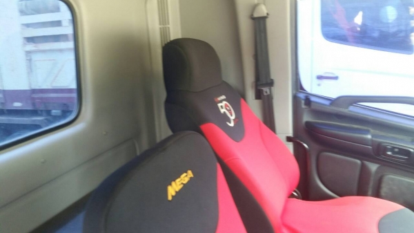 รถฮีโน่ 10 ล้อดั้ม FM8J  251 แรงม้า. ปี 56 ( รถวิ่ง 1x,xxx กว่า กม. ) , ( มีขาย 2 คัน. )      สนใจติดต่อ 081 - 6079515