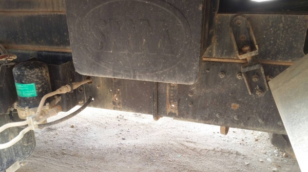 รถฮีโน่ 10 ล้อดั้ม FM8J  251 แรงม้า. ปี 56 ( รถวิ่ง 1x,xxx กว่า กม. ) , ( มีขาย 2 คัน. )      สนใจติดต่อ 081 - 6079515