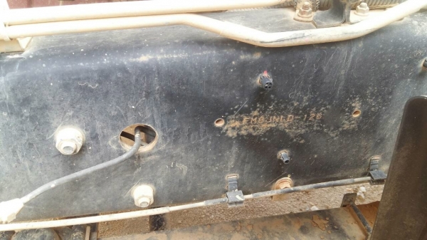 รถฮีโน่ 10 ล้อดั้ม FM8J  251 แรงม้า. ปี 56 ( รถวิ่ง 1x,xxx กว่า กม. ) , ( มีขาย 2 คัน. )      สนใจติดต่อ 081 - 6079515