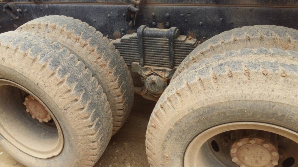 รถฮีโน่ 10 ล้อดั้ม FM8J  251 แรงม้า. ปี 56 ( รถวิ่ง 1x,xxx กว่า กม. ) , ( มีขาย 2 คัน. )      สนใจติดต่อ 081 - 6079515