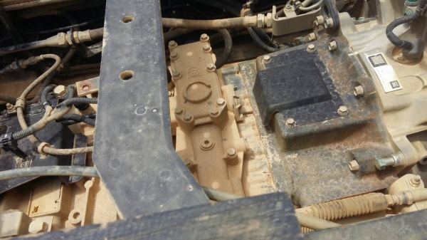 รถฮีโน่ 10 ล้อดั้ม FM8J  251 แรงม้า. ปี 56 ( รถวิ่ง 1x,xxx กว่า กม. ) , ( มีขาย 2 คัน. )      สนใจติดต่อ 081 - 6079515