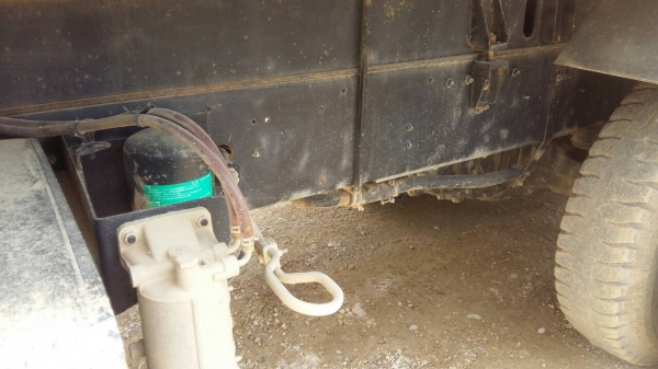 รถฮีโน่ 10 ล้อดั้ม FM8J  251 แรงม้า. ปี 56 ( รถวิ่ง 1x,xxx กว่า กม. ) , ( มีขาย 2 คัน. )      สนใจติดต่อ 081 - 6079515