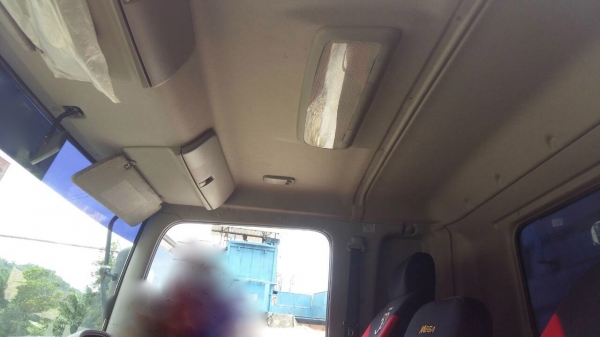 รถฮีโน่ 10 ล้อดั้ม FM8J  251 แรงม้า. ปี 56 ( รถวิ่ง 1x,xxx กว่า กม. ) , ( มีขาย 2 คัน. )      สนใจติดต่อ 081 - 6079515